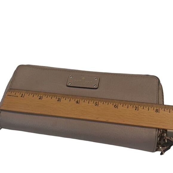 Kate Spade Wellesley Taupe Multiple Slots and Pockets Zip Around Long Wallet - Picture 12 of 13